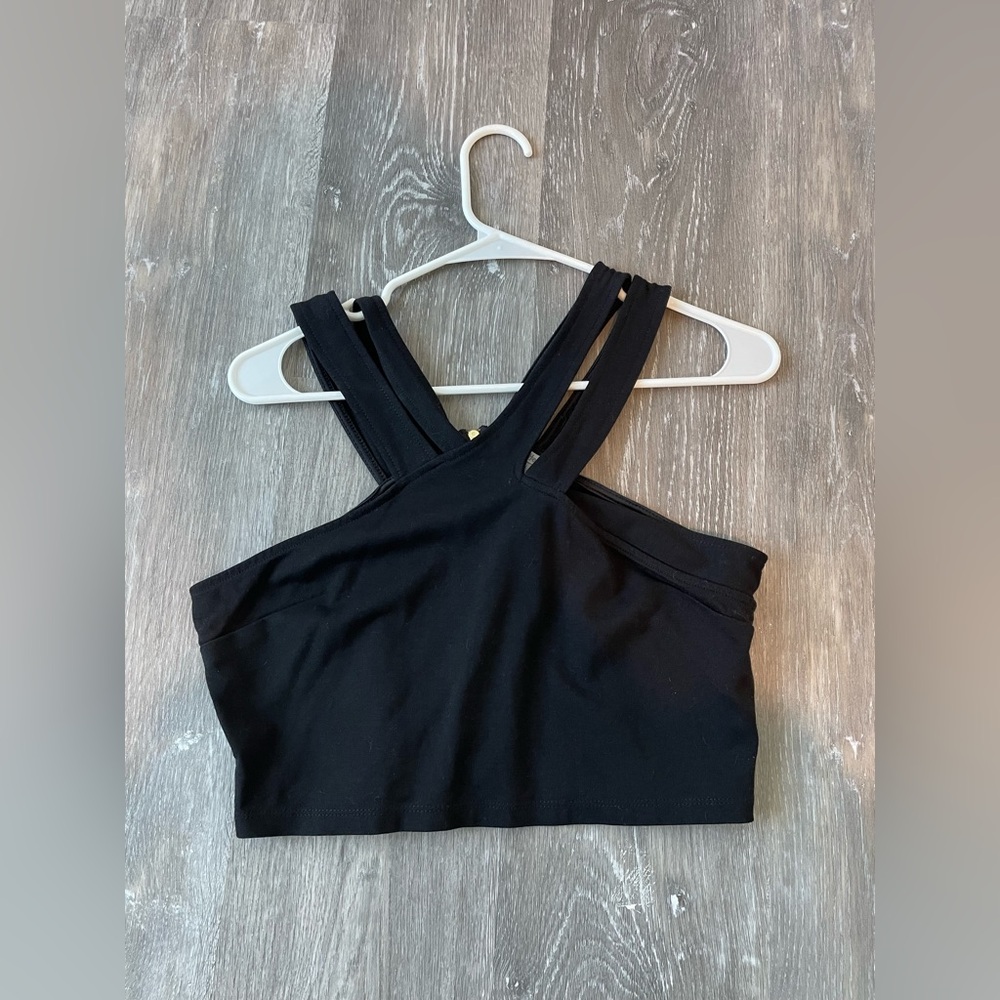Tank top cropped top